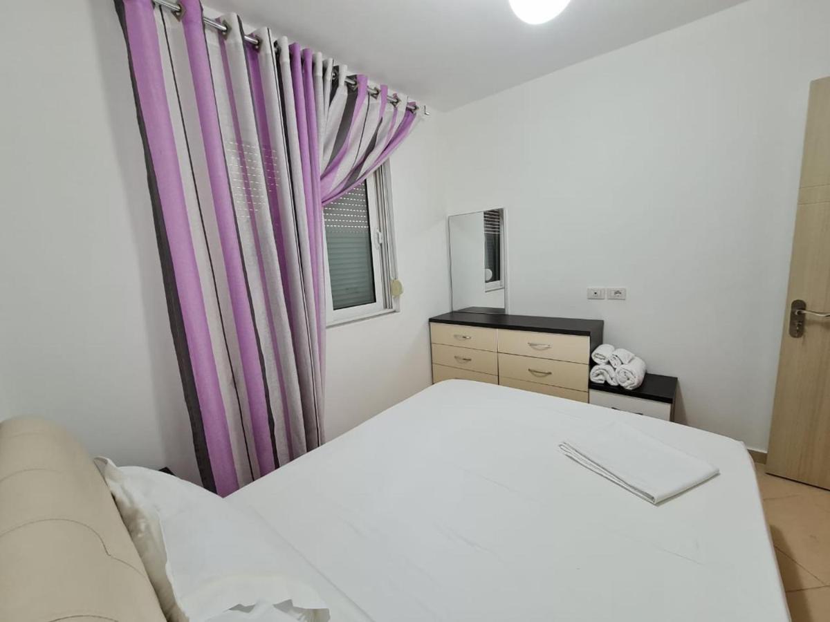Meltin Apartments Sarandë 外观 照片